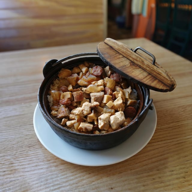 IRON POT RICE.